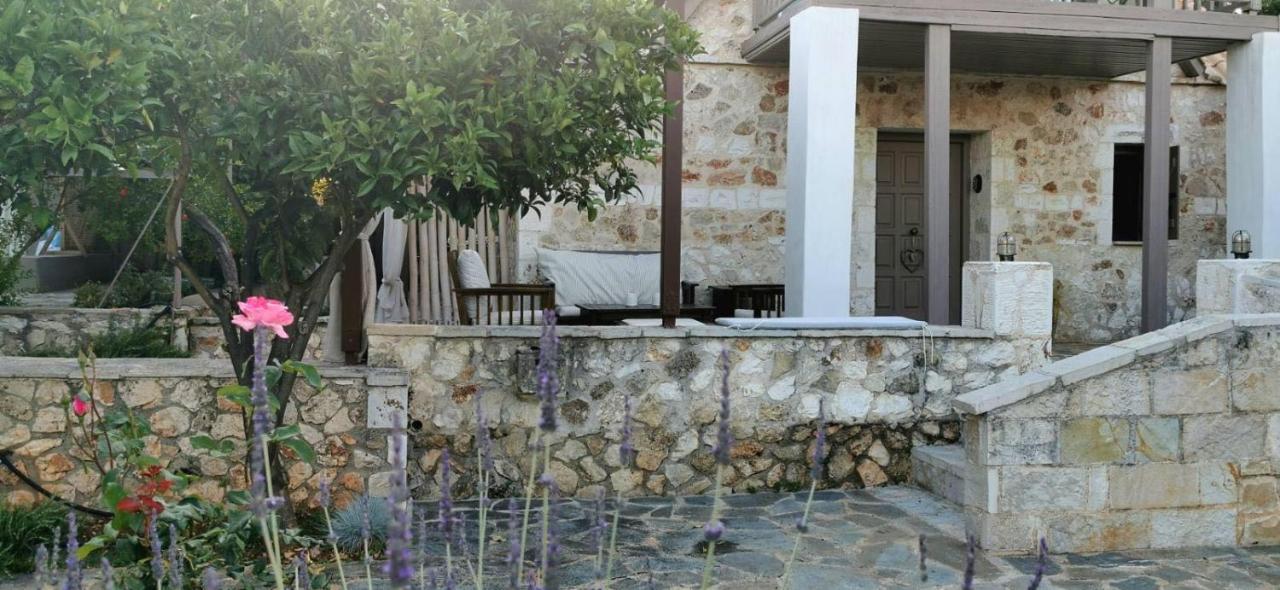 Ploes Luxury Cottages Pesádha Exteriér fotografie